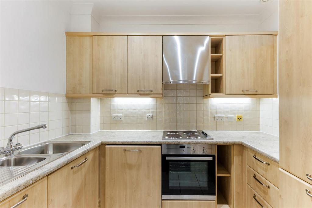 98380 Flat 18 Werna House 31 Monument Street (13).