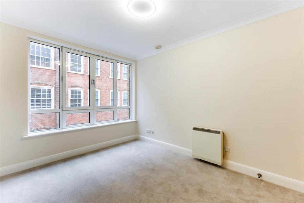 98380 Flat 18 Werna House 31 Monument Street (18).