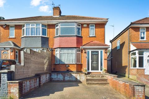 663 Honeypot Lane, Stanmore, HA7 1JE