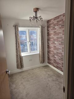 3 bedroom terraced house to rent, Nable Hill Close, Chilton