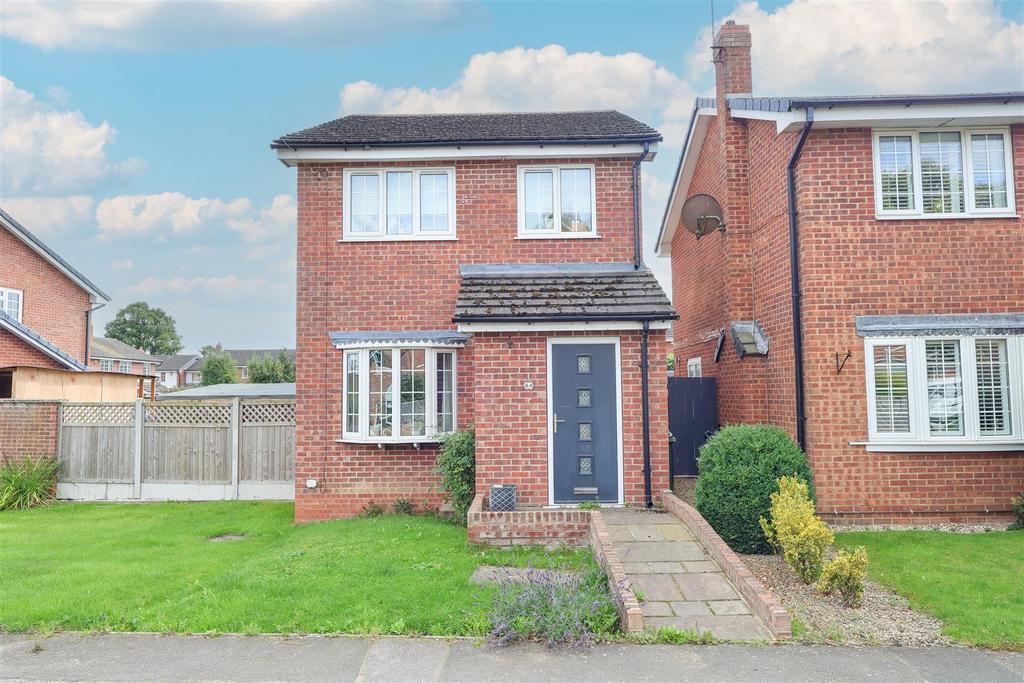 3 bedroom detached house for sale