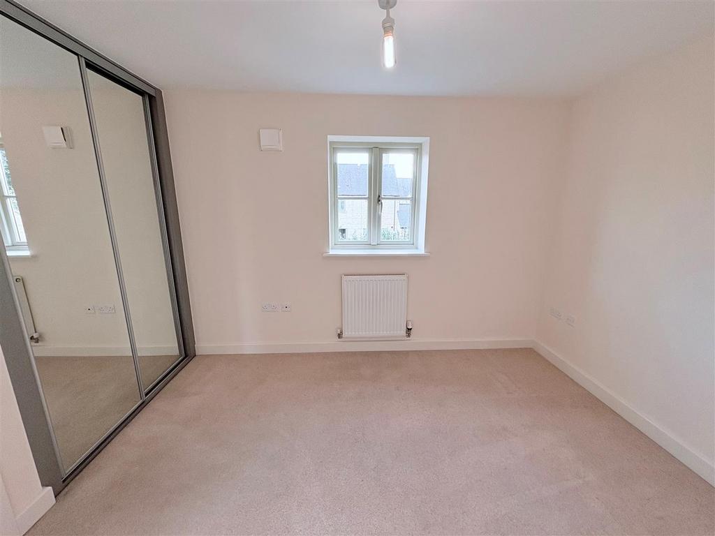 Master bedroom.jpg