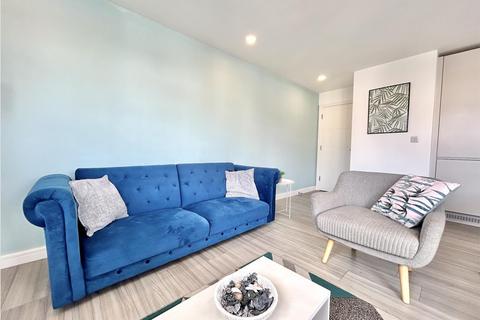 1 bedroom flat for sale, Grand View Apartments, Leigh-On-Sea