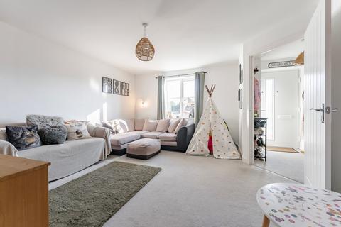3 bedroom end of terrace house for sale, Caddow Close, Dereham