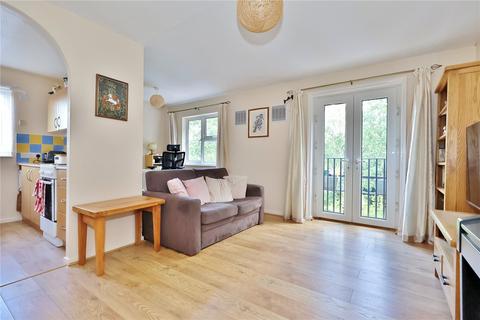 2 bedroom apartment for sale, Azalea Court, Woking, Surrey, GU22