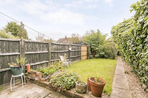 2 bedroom end of terrace house for sale, Victoria Street, Fleckney, Leicester