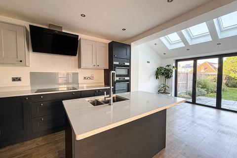undefined, Tamar Avenue, Taunton