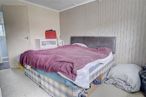 3 bedroom semi-detached house for sale, Radstock Avenue, Swindon, Wiltshire, SN3