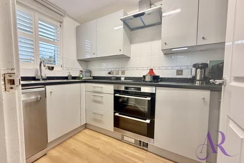 2 bedroom end of terrace house for sale, Leary Crescent, Newport Pagnell