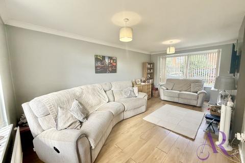 undefined, Whitethorns, Newport Pagnell