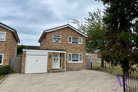 3 bedroom detached house for sale, Tennyson Drive, Newport Pagnell