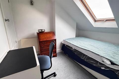 7 bedroom house share to rent, Denmark Villas, Hove