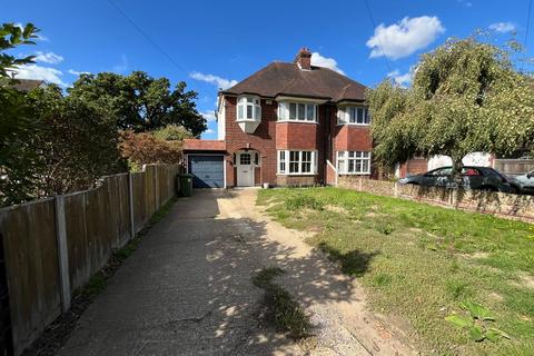 undefined, Ashford Road, Staines-upon-Thames TW18