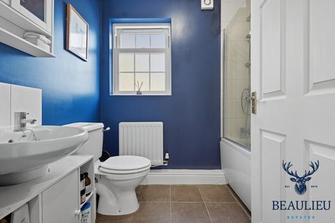 2 bedroom flat for sale, Chelmsford CM2