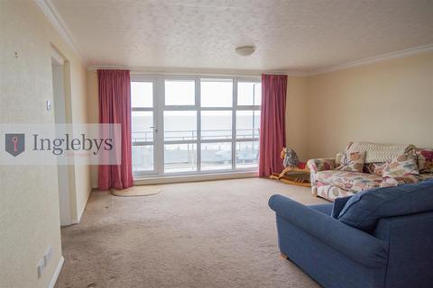 2 bedroom apartment for sale, Langbaurgh Court, Marine Parade, Saltburn-By-The-Sea
