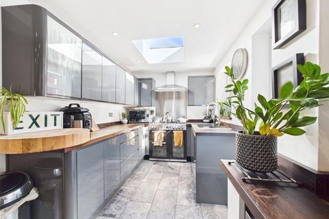 19 Vauxhall Road, Gloucester, GL1 4EY
