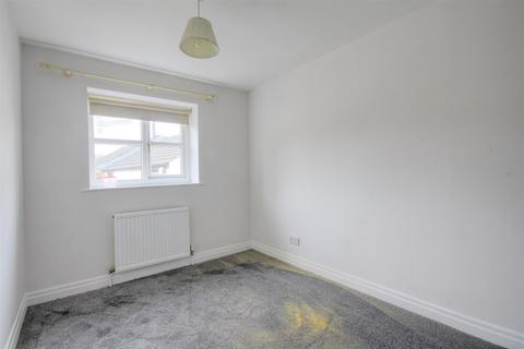 3 bedroom townhouse to rent, Westwood, Carleton