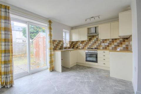 3 bedroom townhouse to rent, Westwood, Carleton
