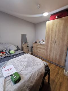 4 bedroom house to rent, Western Street, Sandfields, Swansea