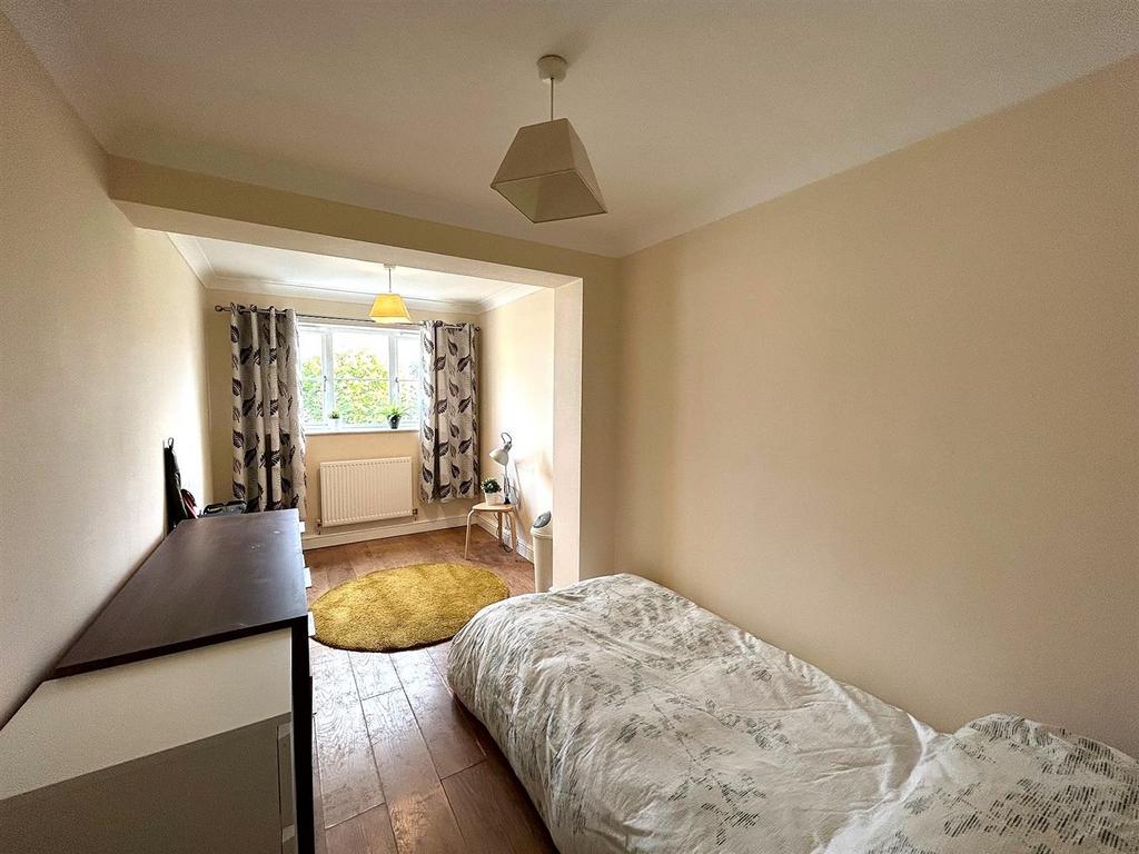 Bedroom3.jpg