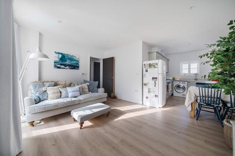 2 bedroom flat for sale, Catteshall Lane, Surrey GU7
