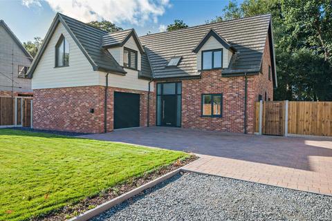 Off Main Road, Filby, Great Yarmouth, NR29