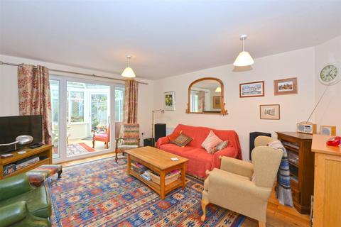 undefined, Wilfred Owen Close, Underdale, Shrewsbury