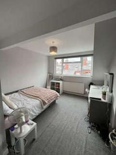 undefined, Estcourt Avenue, Leeds