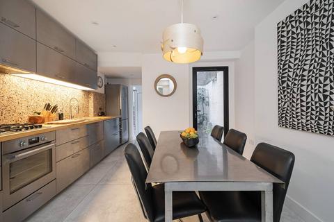 19 Fordham Street, London, E1 1HS