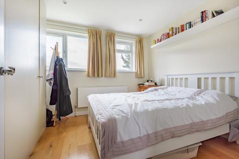 2 bedroom flat for sale, Barston Road, West Norwood, London, SE27