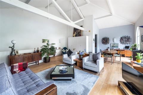 undefined, Naval Row, London, E14