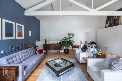 undefined, Naval Row, London, E14