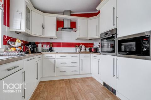 Warden Road, Eastchurch