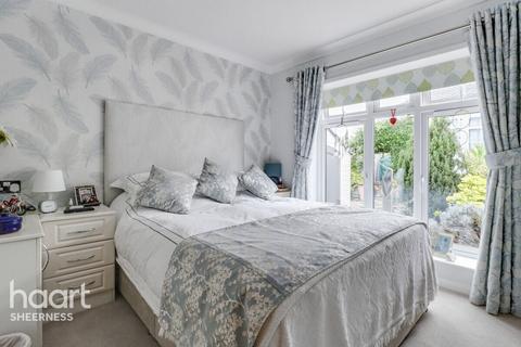 Warden Road, Eastchurch