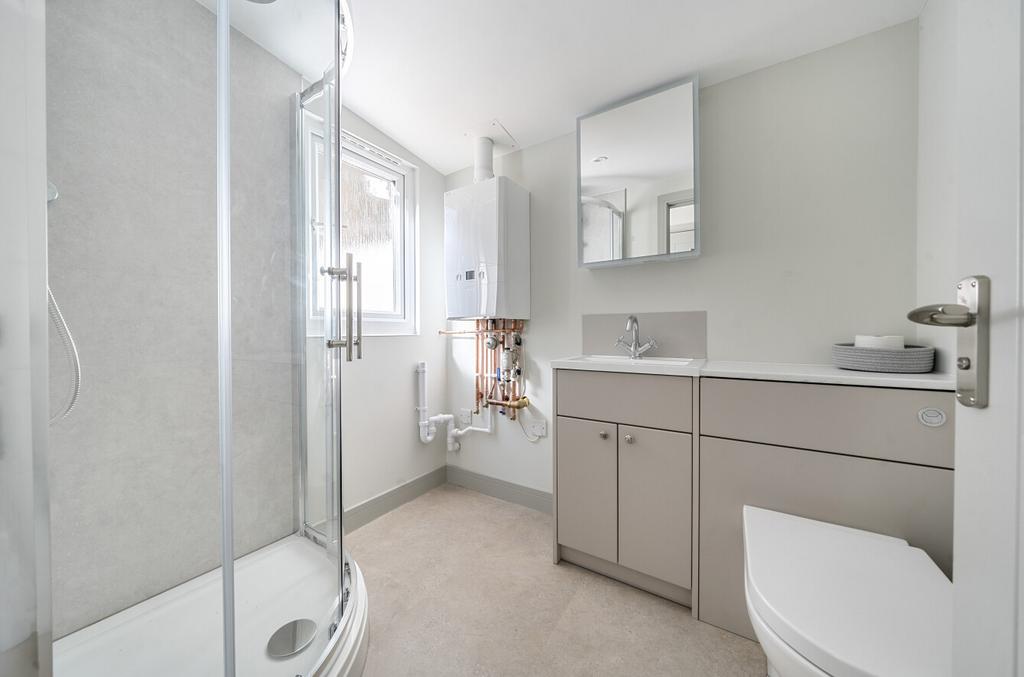 1361272-14-68dbe7...