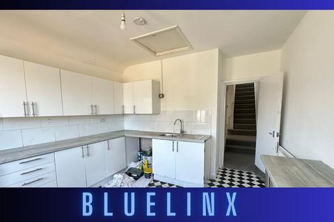 1 bedroom in a house share to rent, Warwick Road, Solihull B91