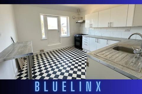 1 bedroom in a house share to rent, Warwick Road, Solihull B91