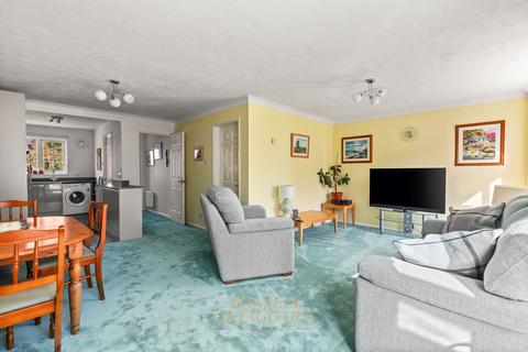 undefined, Lyric Close, Crawley RH10