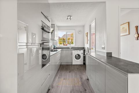 undefined, Lyric Close, Crawley RH10