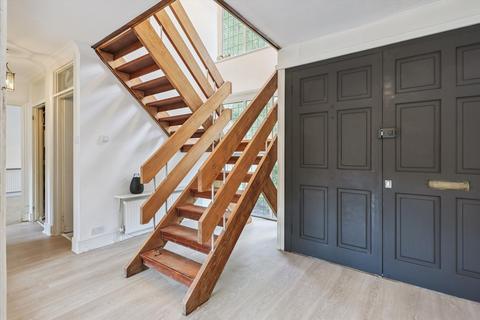 undefined, Montrose Gardens, Oxshott, Leatherhead, Surrey, KT22