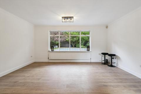 undefined, Montrose Gardens, Oxshott, Leatherhead, Surrey, KT22