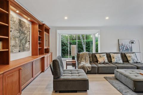 undefined, Montrose Gardens, Oxshott, Leatherhead, Surrey, KT22