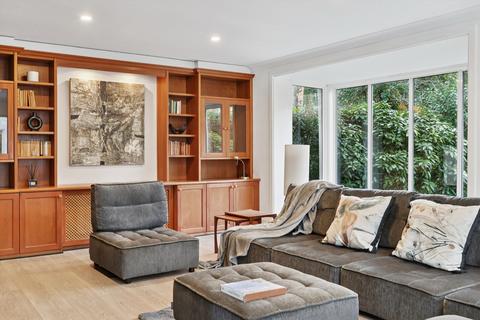 undefined, Montrose Gardens, Oxshott, Leatherhead, Surrey, KT22