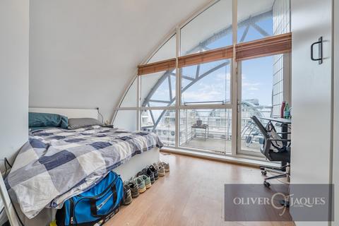 3 bedroom flat for sale, Sweden Gate, Baltic Quay, SE16