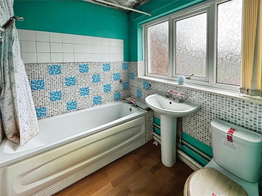 Bathroom W/C