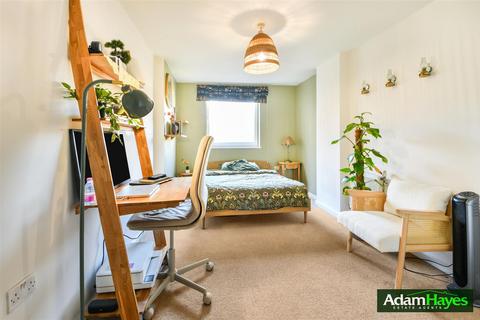 undefined, Lankaster Gardens, London N2