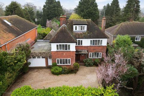 Mill Hill, Brentwood CM15