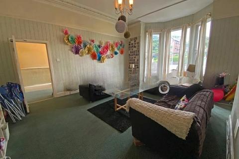 9 bedroom terraced house to rent, Belle Vue Road, Leeds LS3
