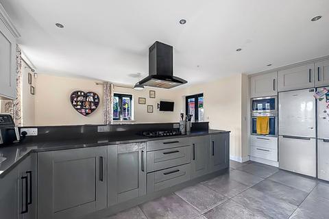 undefined, Ladywell Close, Gloucester GL2