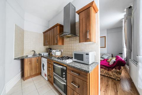 undefined, Wandsworth Road, London, SW8